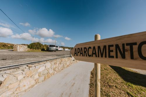 zonas_exteriores_y_aparcamiento_004